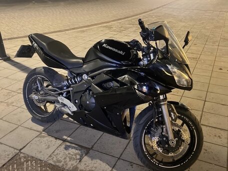2009 Kawasaki ER-6F (Ninja 650R), чёрный, 369000 рублей, вид 1
