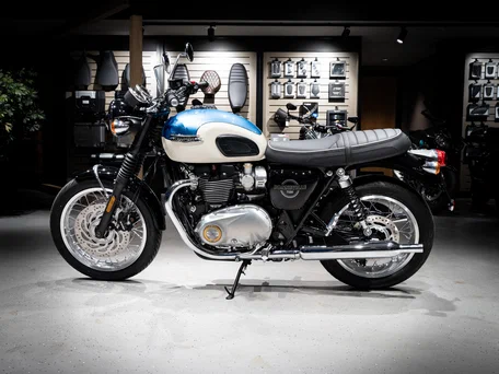 2026 Triumph Bonneville T120, белый, 2070000 рублей, вид 5