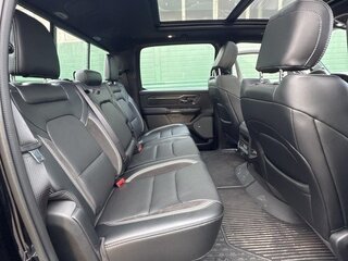 2025 Ram 1500 Crew Cab V Рестайлинг, чёрный, 9200000 рублей, вид 5