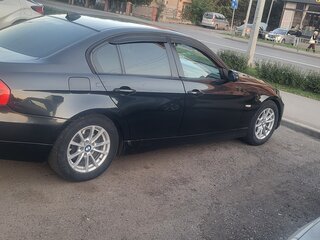 2008 BMW 3 серии 320i V (E90/E91/E92/E93), чёрный, 900000 рублей, вид 4
