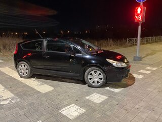 2010 Citroen C4 I Рестайлинг, чёрный, 240000 рублей, вид 2