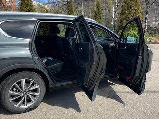 2019 Hyundai Santa Fe IV, серый, 3150000 рублей, вид 5