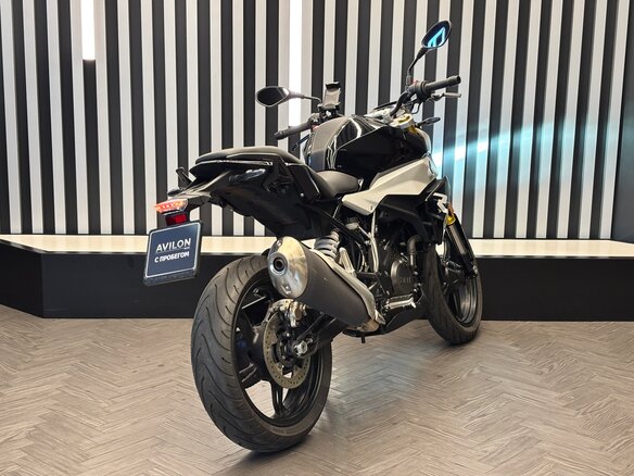 2021 BMW G 310 R, чёрный, 430000 рублей - вид 2