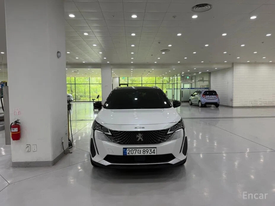 Открыть фотографии: Peugeot 3008 II Рестайлинг