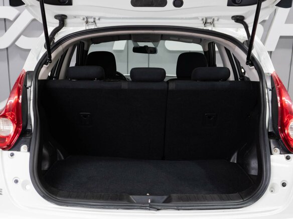 2011 Nissan Juke I, белый - вид 18