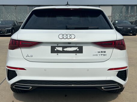 2022 Audi A3 Sportback 35 TFSI IV (8Y), белый, 2443000 рублей, вид 5
