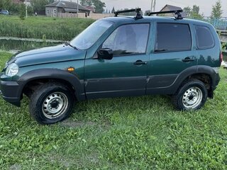 2009 Chevrolet Niva I Рестайлинг, зелёный, 199000 рублей, вид 3