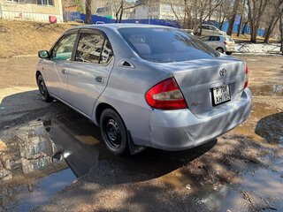 2002 Toyota Prius I Рестайлинг (XW10), фиолетовый, 310000 рублей, вид 2