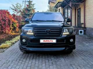 2013 Toyota Land Cruiser 200 Series Рестайлинг 1, чёрный, 3450000 рублей, вид 4