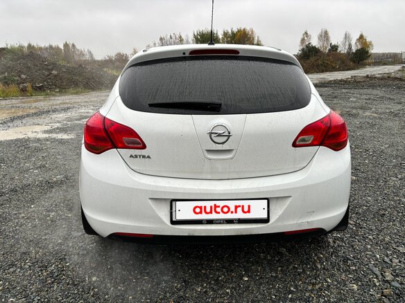 2012 Opel Astra J, белый, 480000 рублей - вид 5