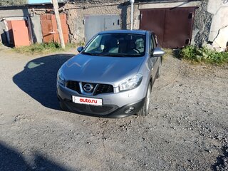 2013 Nissan Qashqai I Рестайлинг, серый, 920000 рублей, вид 2