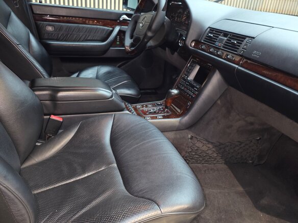 1997 Mercedes-Benz S-Класс 500 Long III (W140) Рестайлинг, чёрный, 7300000 рублей - вид 8