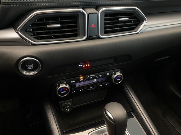 2026 Mazda CX-5 II Рестайлинг, серый, 3880000 рублей - вид 13