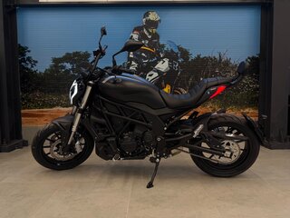 Benelli 502 C