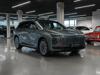 2025 Exeed Exlantix ET, серый, 5490000 рублей, вид 2