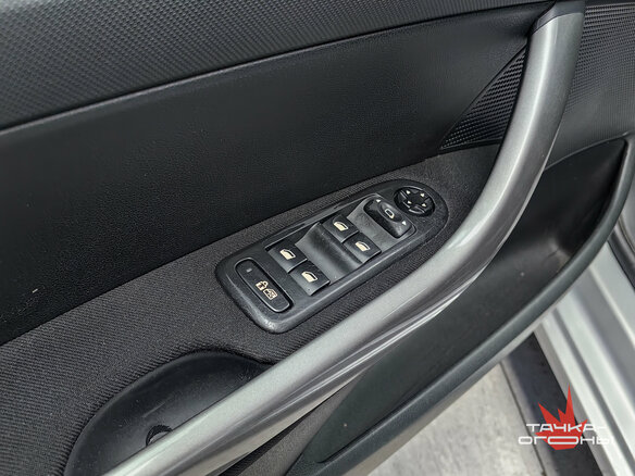 2011 Peugeot 308 I Рестайлинг, серебристый - вид 15
