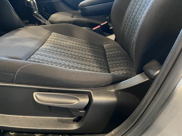 2019 Volkswagen Polo V Рестайлинг, серый, 1210000 рублей - вид 33