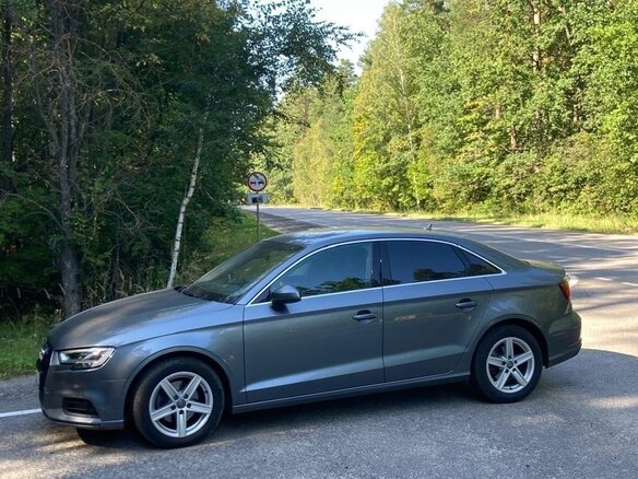 2017 Audi A3 III (8V) Рестайлинг, серый, 2175000 рублей - вид 5
