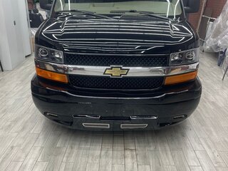 2013 Chevrolet Express II, чёрный, 4700000 рублей, вид 2