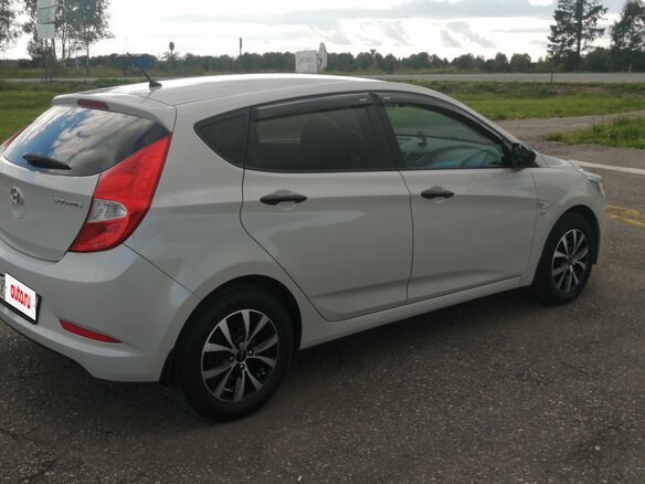 2015 Hyundai Solaris I Рестайлинг, бежевый, 920000 рублей - вид 12