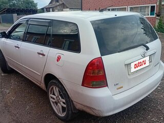 2003 Toyota Corolla Fielder IX (E120, E130), белый, 650000 рублей, вид 5