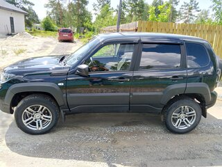 2024 Lada (ВАЗ) Niva Travel I, зелёный, 1350000 рублей, вид 2