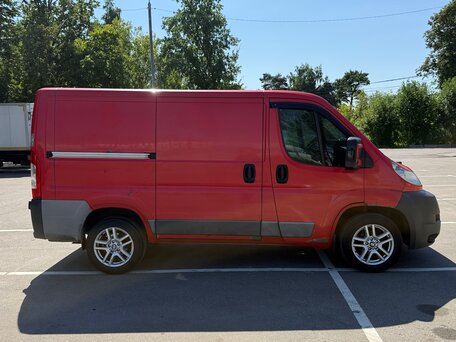2012 Citroen Jumper, красный, 1000000 рублей, вид 4