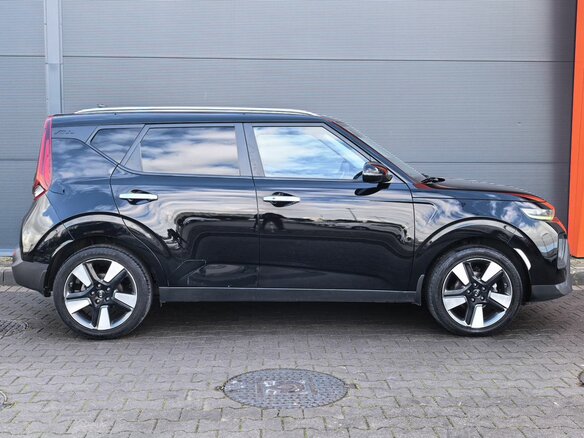 2019 Kia Soul III, чёрный, 1799000 рублей - вид 2
