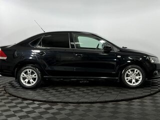 2012 Volkswagen Polo V, чёрный, 690000 рублей, вид 5