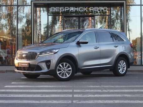 2019 Kia Sorento III Prime Рестайлинг, серый, 2810000 рублей, вид 1