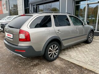 2009 Skoda Octavia Scout II (A5) Рестайлинг, серый, 790000 рублей, вид 4
