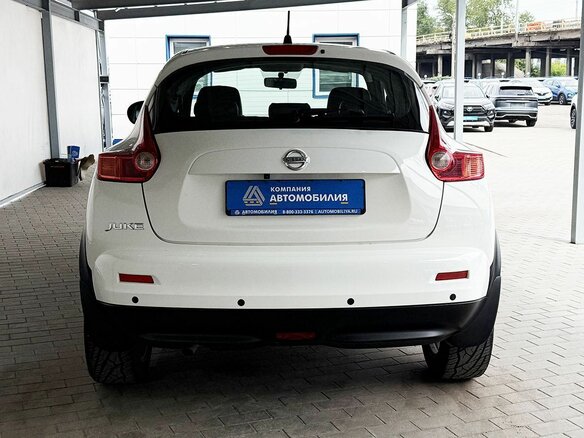 2012 Nissan Juke I, белый - вид 3