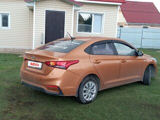 2018 Hyundai Solaris II, оранжевый, 1145000 рублей, вид 4
