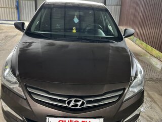 2015 Hyundai Solaris I Рестайлинг, коричневый, 920000 рублей, вид 1