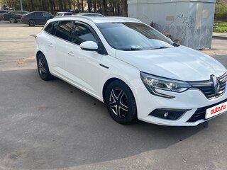 2017 Renault Megane IV, белый, 1400000 рублей, вид 2