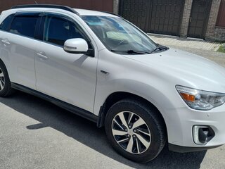 2014 Mitsubishi ASX I Рестайлинг, белый, 1350000 рублей, вид 4