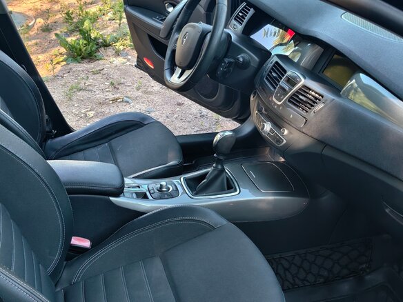 2011 Renault Laguna III Рестайлинг, серый - вид 6