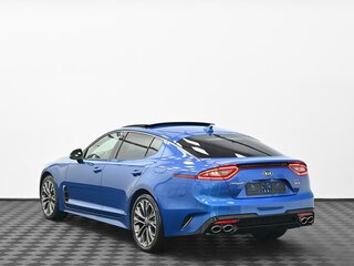 2018 Kia Stinger I, синий, 2235000 рублей, вид 4