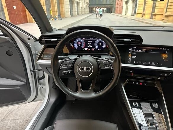2022 Audi A3 Sportback 35 TFSI IV (8Y), белый, 2330000 рублей - вид 8