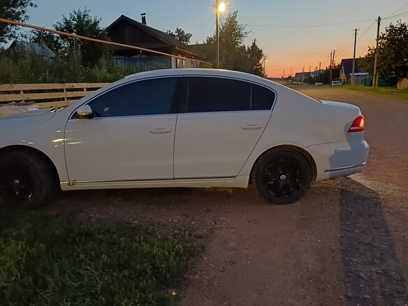 2012 Volkswagen Passat B7, белый - вид 10