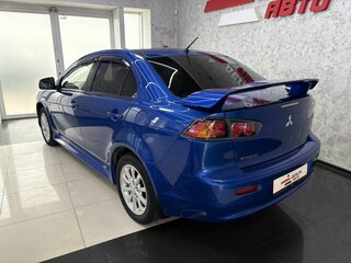 2010 Mitsubishi Lancer X, синий, 995000 рублей, вид 3