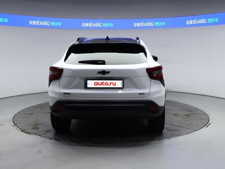 2023 Chevrolet Trax II, белый, 1870000 рублей, вид 5