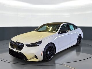 2026 BMW M5 VII (G90), белый, 22560876 рублей, вид 3