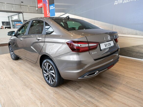 2026 Lada (ВАЗ) Vesta I Рестайлинг (NG), коричневый, 2035000 рублей - вид 5
