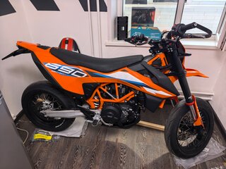 2023 KTM 690 SMC R, оранжевый, 1050000 рублей, вид 1