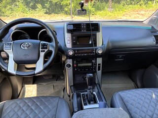 2011 Toyota Land Cruiser Prado 150 Series, чёрный, 2140000 рублей, вид 3