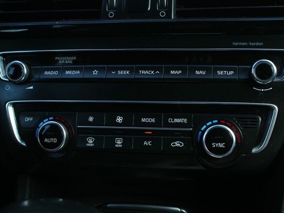 2018 Kia Optima IV Рестайлинг, серый, 1975000 рублей - вид 18