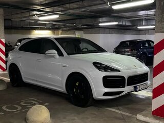 2021 Porsche Cayenne E-Hybrid Coupé III, белый, 13250000 рублей, вид 4