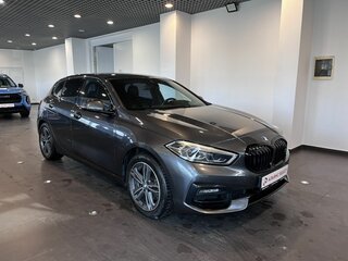 2019 BMW 1 серии 118i III (F40), серый, 1849000 рублей, вид 1