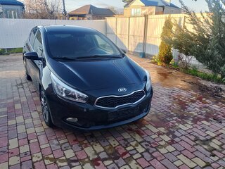 2014 Kia Ceed II, чёрный, 1070000 рублей, вид 2